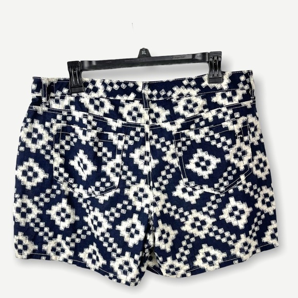 Two by Vince Camuto Linen & Cotton Mid Rise Diamond Print Short - Picture 5 of 13